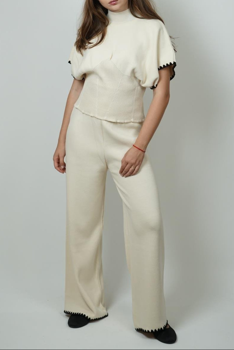 Standart triko işlemeli takım